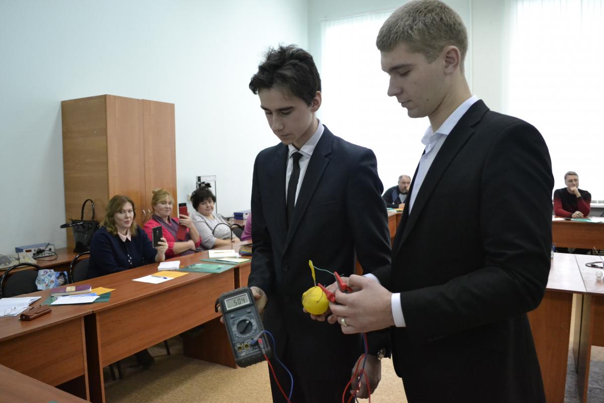 Семинар учителей физики Саратовской области «Подготовка конкурентоспособных инженерных кадров в системе «Школа-Вуз» Фото 12