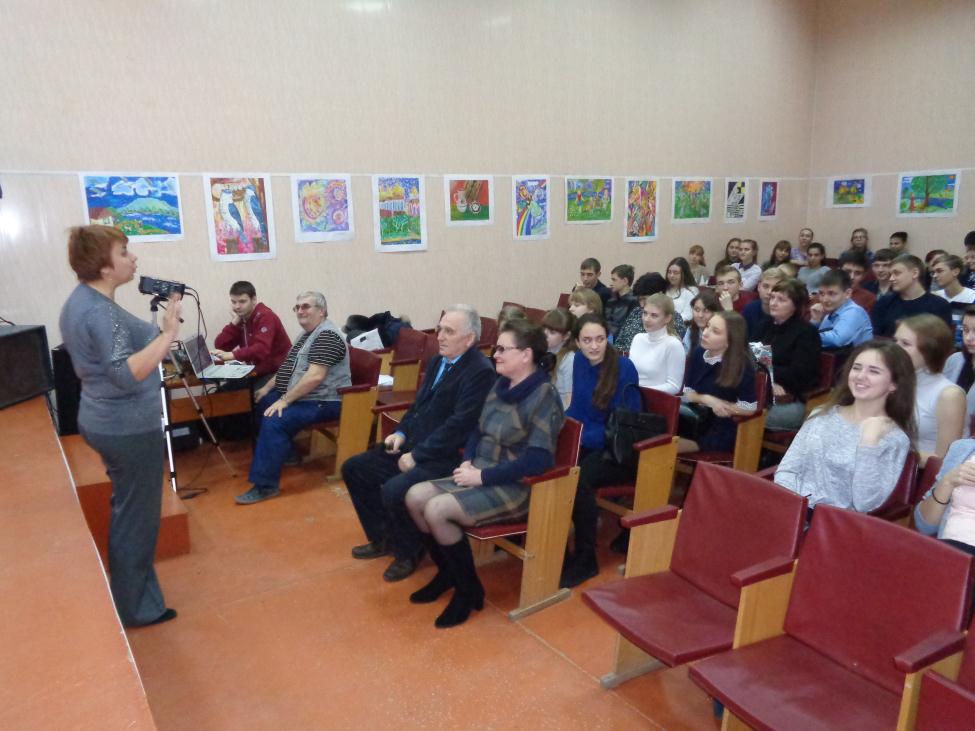 Профориентационная  встреча с выпускниками школ г.Калининска Фото 3