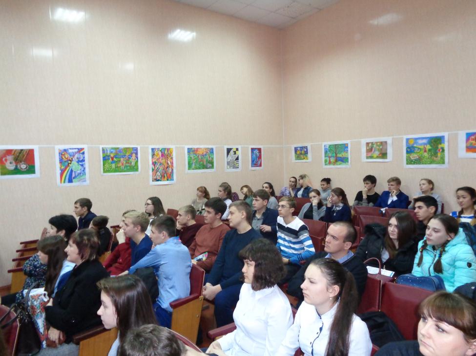 Профориентационная  встреча с выпускниками школ г.Калининска Фото 4