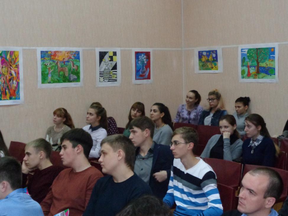 Профориентационная  встреча с выпускниками школ г.Калининска Фото 5