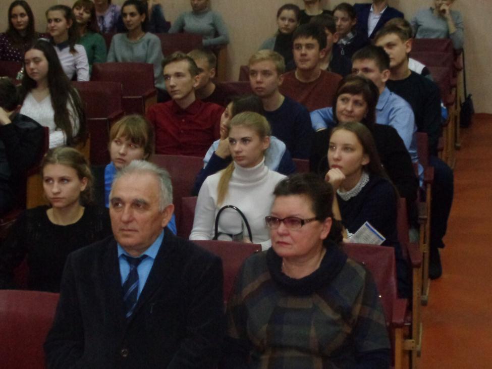 Профориентационная  встреча с выпускниками школ г.Калининска Фото 8
