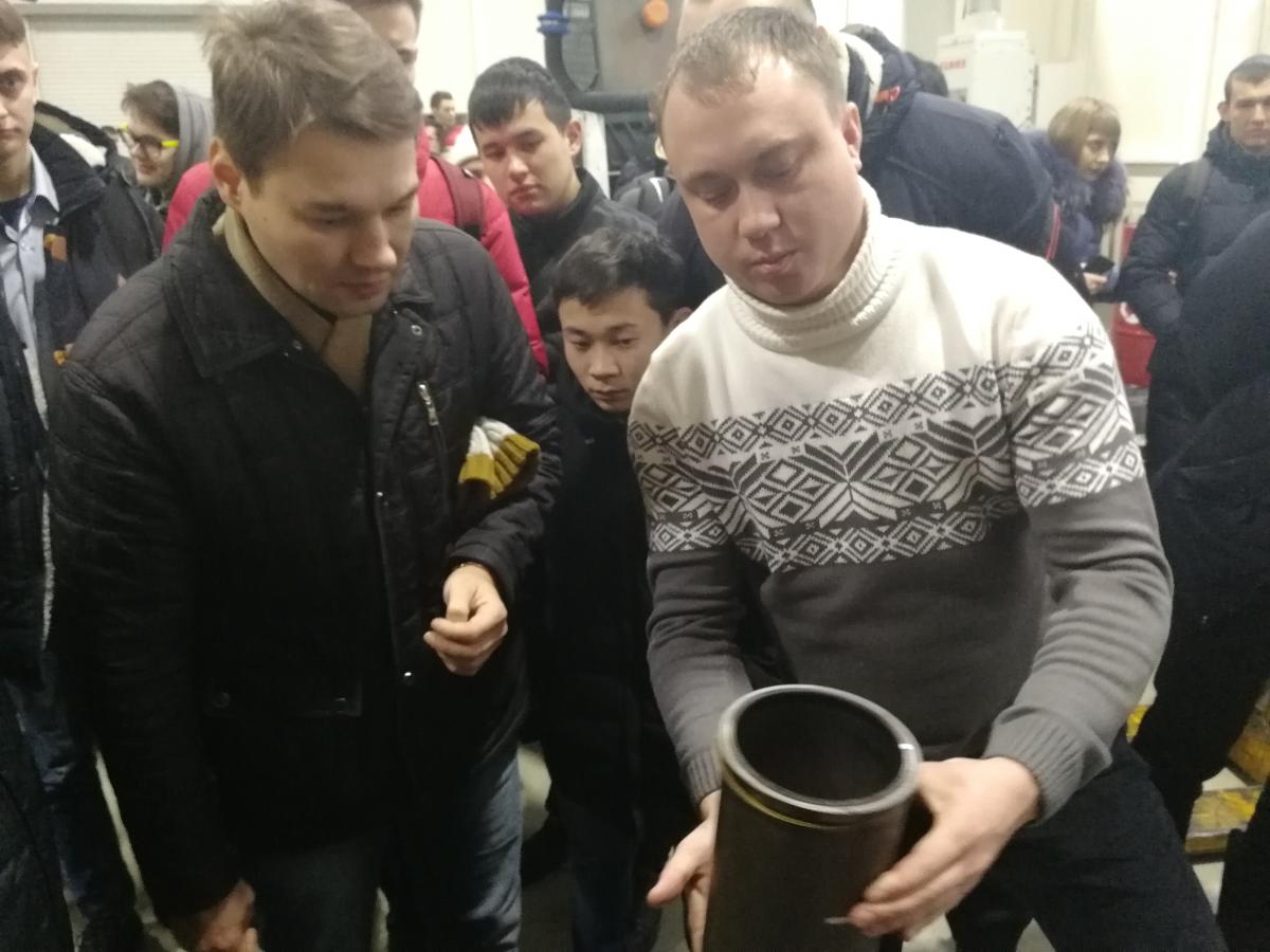 Посещение первокурсниками направления подготовки «Агроинженерия» компании ООО «МИРОВАЯ ТЕХНИКА» г. Саратов Фото 16 Посещение первокурсниками направления подготовки «Агроинженерия» компании ООО «МИРОВАЯ ТЕХНИКА» г. Саратов Фото 16