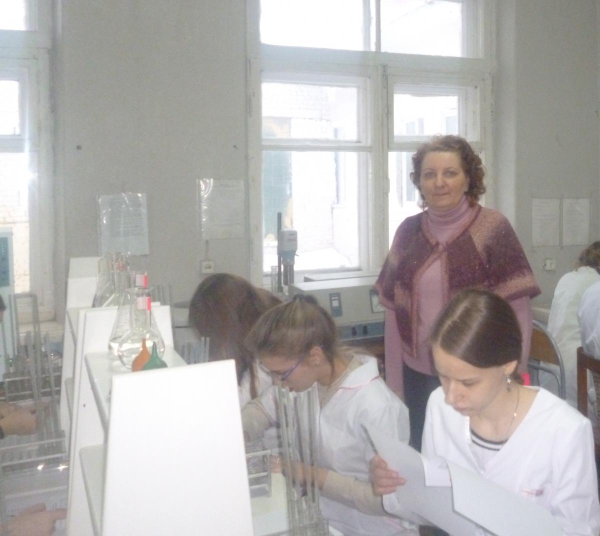 Преподаватели кафедры «Микробиология, биотехнология и химия» вошли в состав жюри Регионального этапа Всероссийской олимпиады школьников по биологии Фото 6 Преподаватели кафедры «Микробиология, биотехнология и химия» вошли в состав жюри Регионального этапа Всероссийской олимпиады школьников по биологии Фото 6