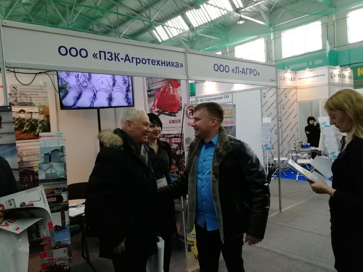 Преподавателями кафедры «Процессы и сельскохозяйственные машины в АПК» посетили сельскохозяйственный форум «Саратов-Агро 2018» Фото 12