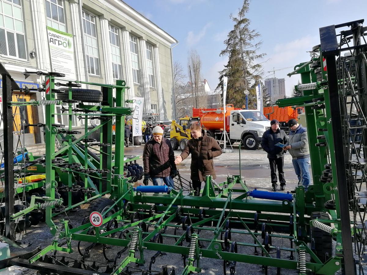 Преподавателями кафедры «Процессы и сельскохозяйственные машины в АПК» посетили сельскохозяйственный форум «Саратов-Агро 2018» Фото 7