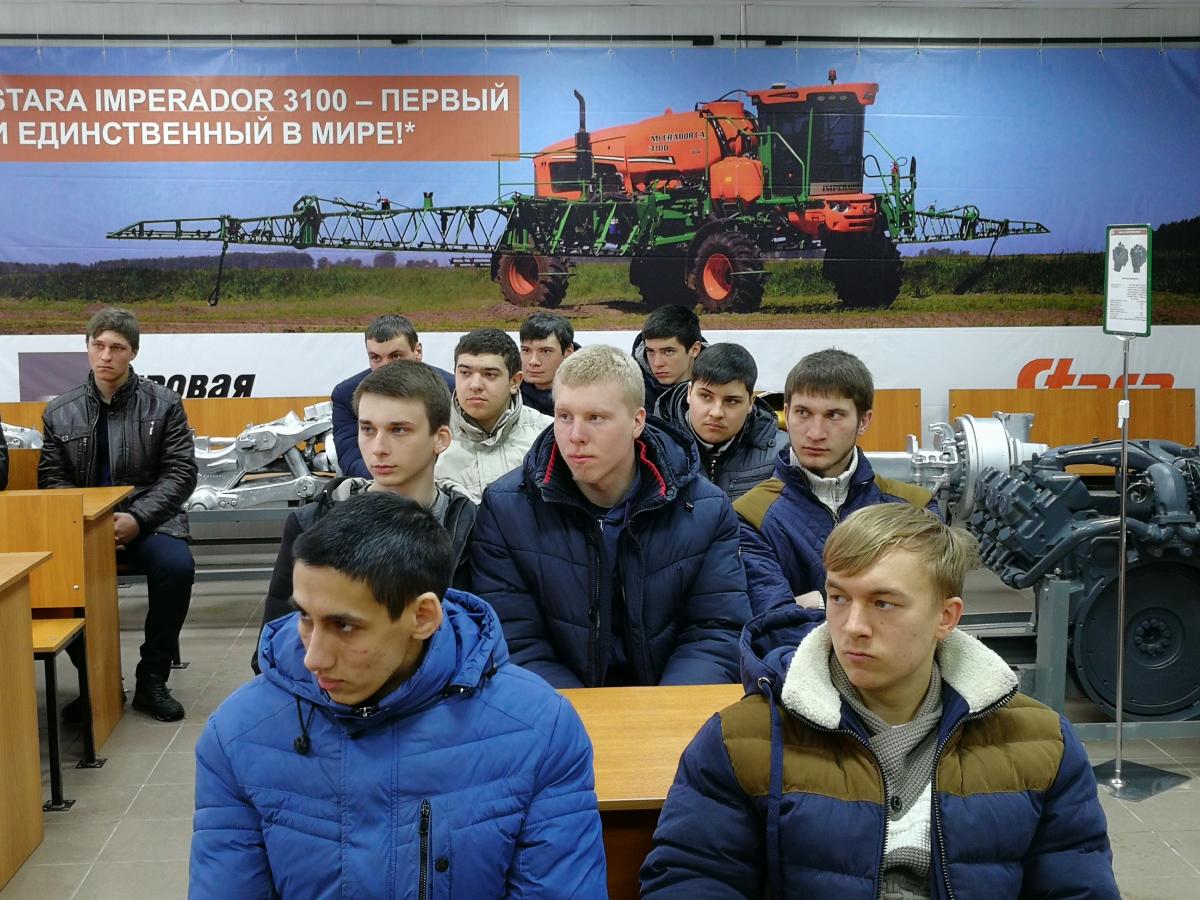 День открытых дверей с участием преподавателей кафедры «Процессы и сельскохозяйственные машины в АПК» Фото 3 День открытых дверей с участием преподавателей кафедры «Процессы и сельскохозяйственные машины в АПК» Фото 3