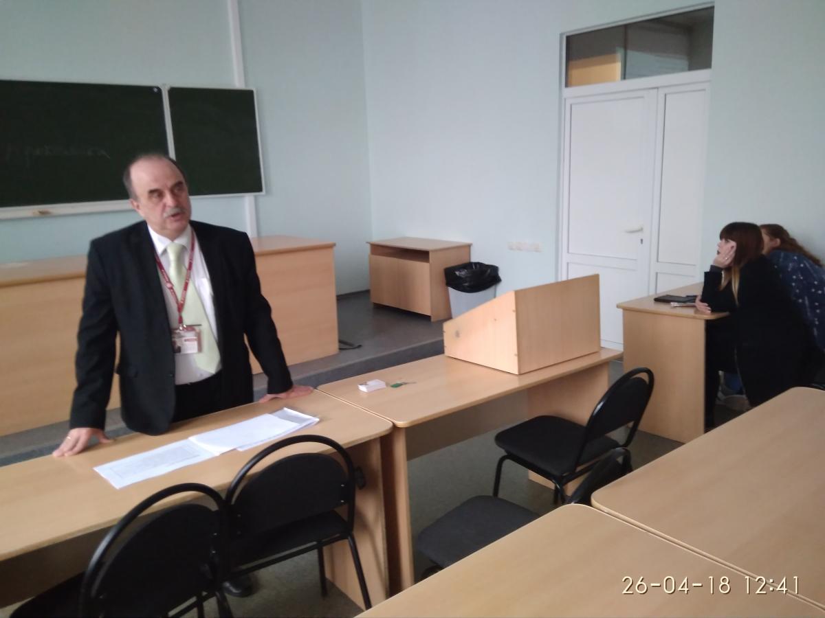 Мастер-класс Дегтярева Алексея Геннадьевича, менеджера отдела продаж риэлторской компании «Этажи» для студентов и преподавателей ФЭиМ Фото 7 Мастер-класс Дегтярева Алексея Геннадьевича, менеджера отдела продаж риэлторской компании «Этажи» для студентов и преподавателей ФЭиМ Фото 7