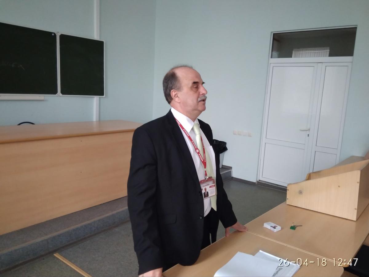 Мастер-класс Дегтярева Алексея Геннадьевича, менеджера отдела продаж риэлторской компании «Этажи» для студентов и преподавателей ФЭиМ Фото 10 Мастер-класс Дегтярева Алексея Геннадьевича, менеджера отдела продаж риэлторской компании «Этажи» для студентов и преподавателей ФЭиМ Фото 10