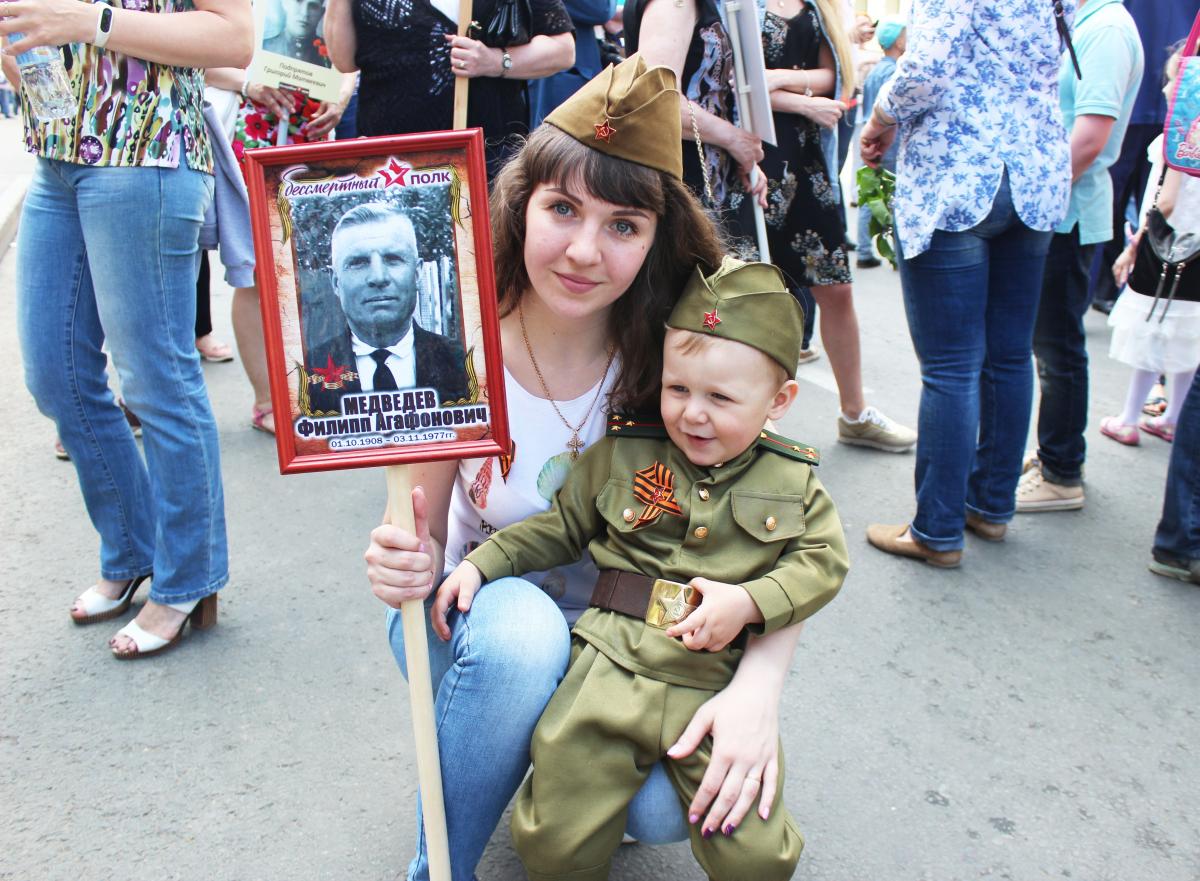 «Бессмертный полк» в Саратове Фото 5