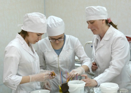 Открытое занятии по теме: «Технология приготовления бисквитного теста и изделия из него» Фото 13