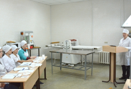 Открытое занятии по теме: «Технология приготовления бисквитного теста и изделия из него» Фото 2