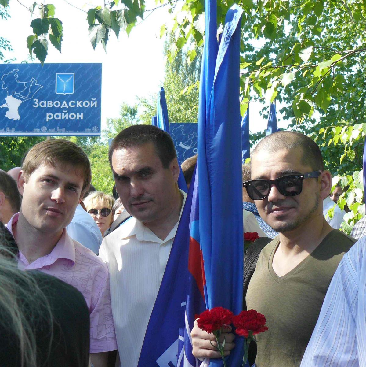 22 июня 2018 г. саратовцы возложили цветы к "Воину-освободителю" Фото 2