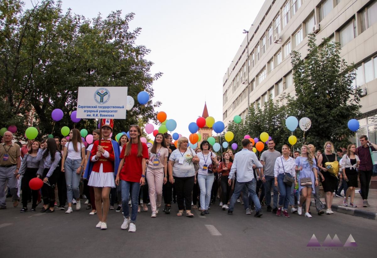 День знаний на факультете Экономики и менеджмента