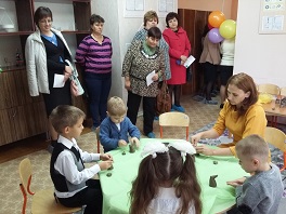 Областной Семинар работников детских дошкольных образовательных учреждений «Формирование экологической культуры в процессе знакомства дошкольников с народами Поволжья» Фото 6 Областной Семинар работников детских дошкольных образовательных учреждений «Формирование экологической культуры в процессе знакомства дошкольников с народами Поволжья» Фото 6