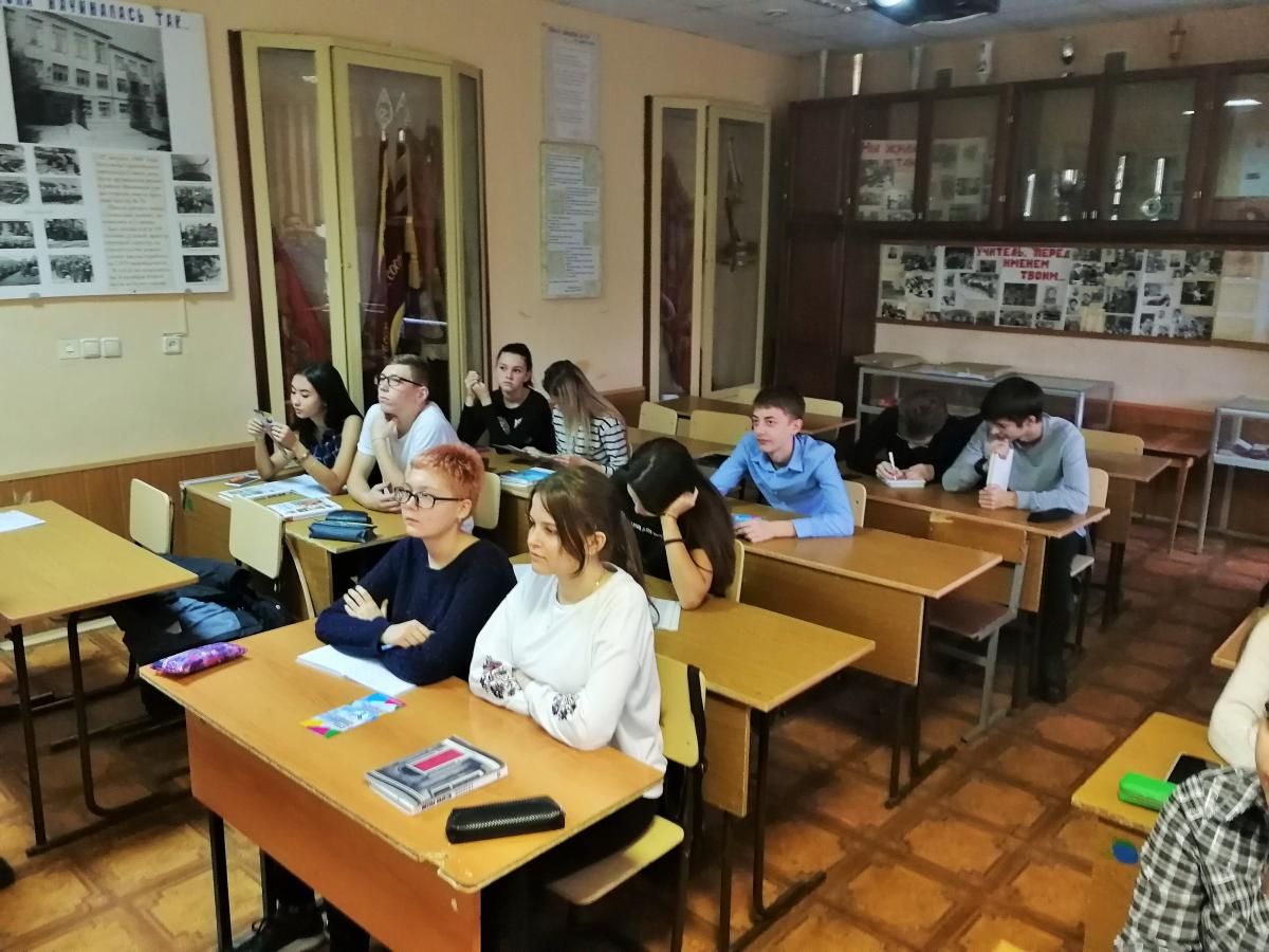 Профориентационная работа кафедры «Техническое обеспечение АПК» в МОУ «СОШ № 76» Ленинского района г. Саратова Фото 6