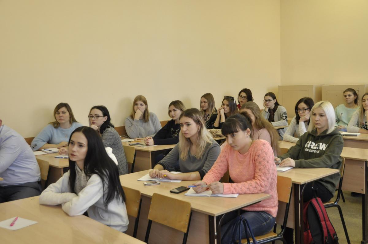 Встреча обучающихся выпускных групп с представителями СГУ имени Н. Г. Чернышевского Фото 3