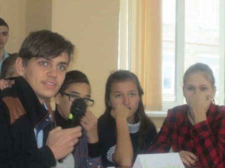 Интеллектуальная игра со школьниками Ершовского района Фото 11