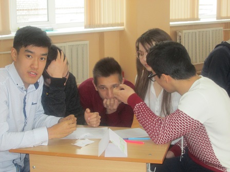 Интеллектуальная игра со школьниками Ершовского района Фото 4