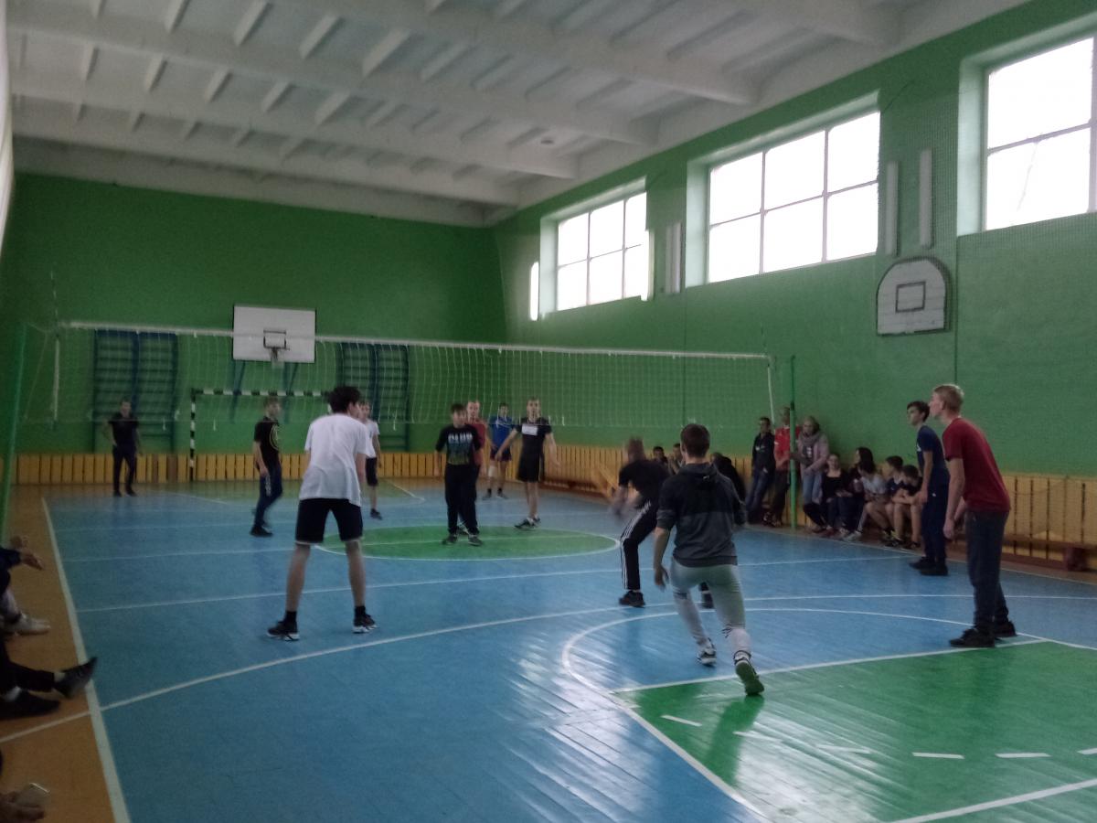 Турнир по волейболу Фото 6