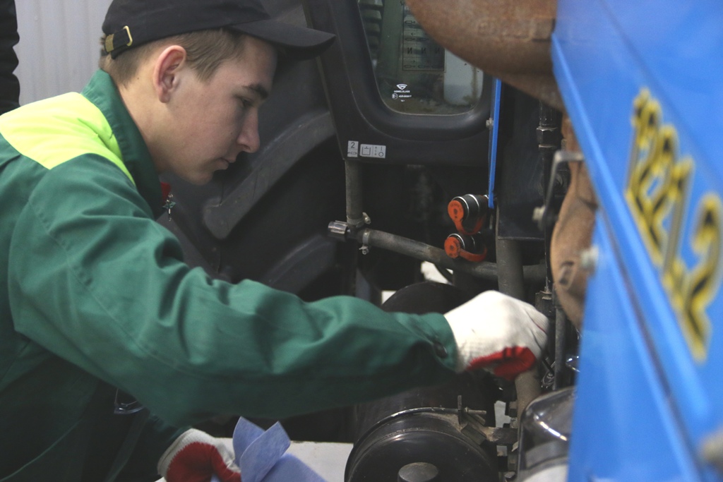 Открытие IV Регионального чемпионата «Молодые профессионалы» WorldSkills Russia по компетенции «Эксплуатация сельскохозяйственных машин» Фото 17