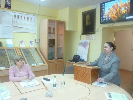Круглый стол, посвященный Международному году Периодической системы химических элементов Фото 1