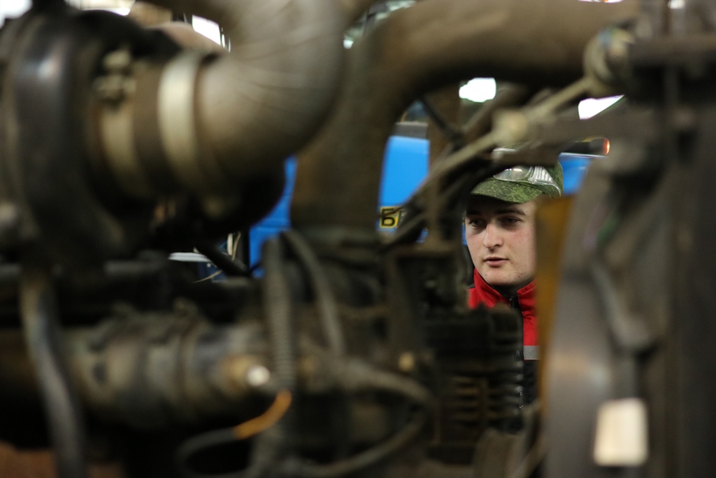 IV Региональный чемпионат «Молодые профессионалы» (WorldSkills Russia) Саратовской области по компетенции E53 «Эксплуатация сельскохозяйственных машин» на базе Саратовского ГАУ Фото 11