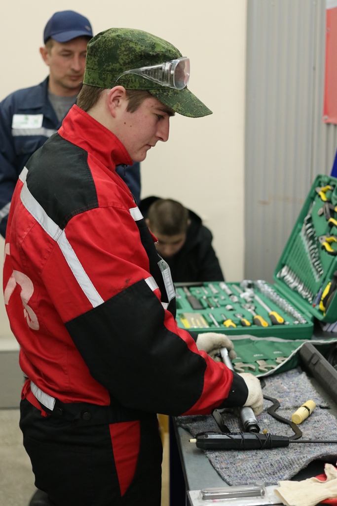 IV Региональный чемпионат «Молодые профессионалы» (WorldSkills Russia) Саратовской области по компетенции E53 «Эксплуатация сельскохозяйственных машин» на базе Саратовского ГАУ Фото 18