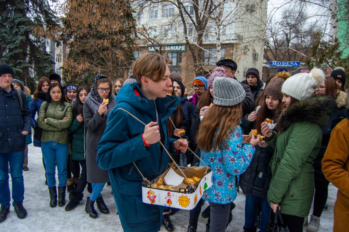 Масленица идет – блин да мед несет! Фото 6