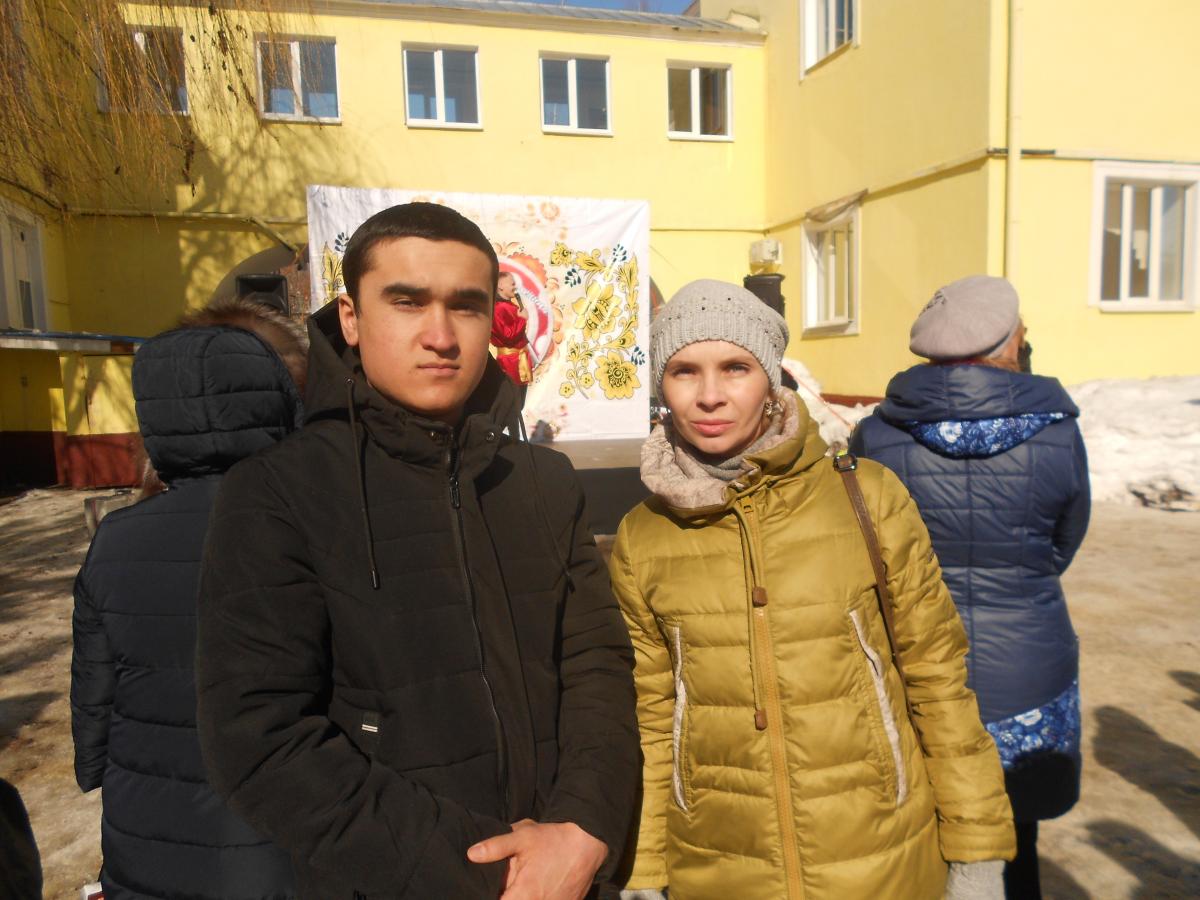 Куратор Бормосова Н.Е. со студентами группы Б-Эв-203 приняла участие в праздновании Масленицы Фото 2 Куратор Бормосова Н.Е. со студентами группы Б-Эв-203 приняла участие в праздновании Масленицы Фото 2