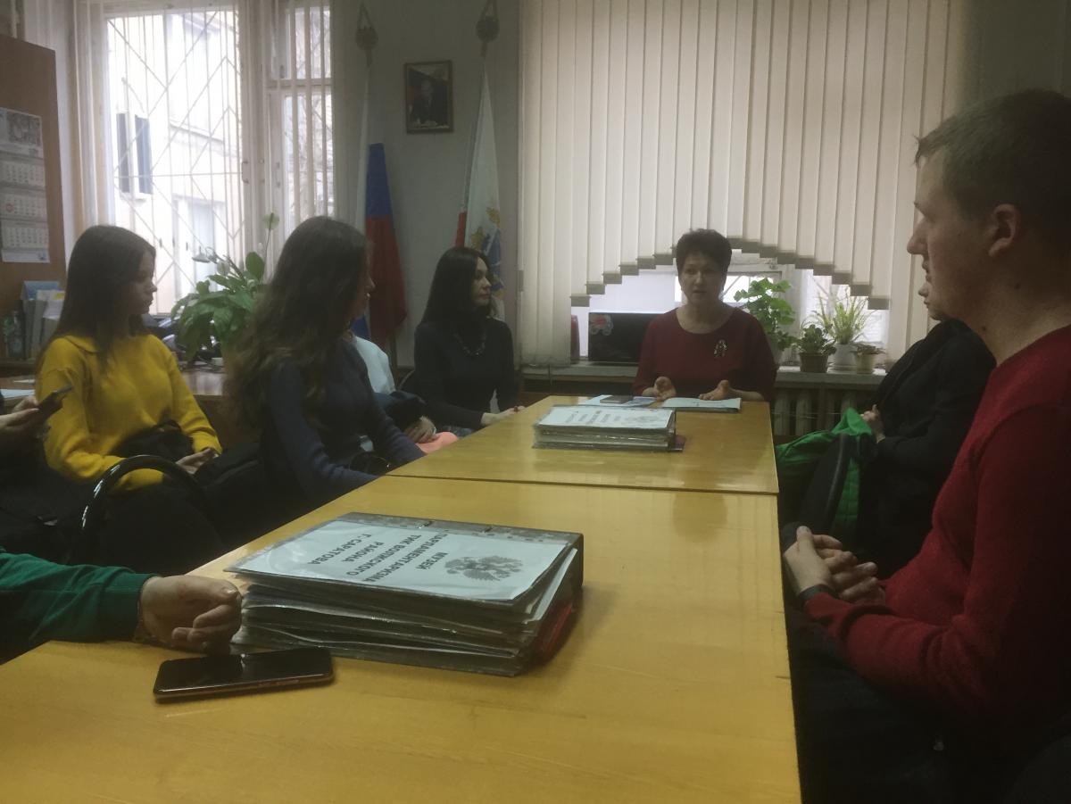 Встреча с председателем территориальной избирательной комиссии Волжского района Фото 2