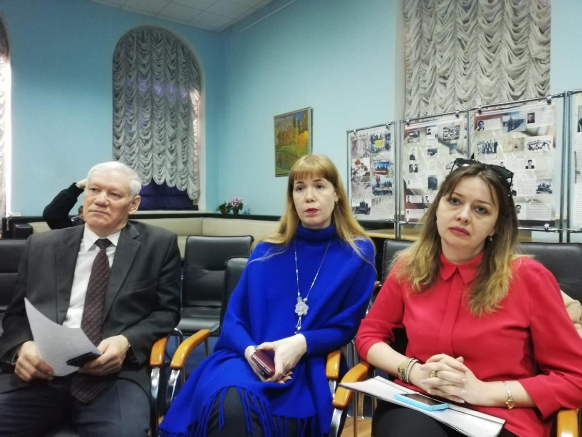 Круглый стол "Трудоустройство выпускников: социально-правовой и психологический аспекты" Фото 1