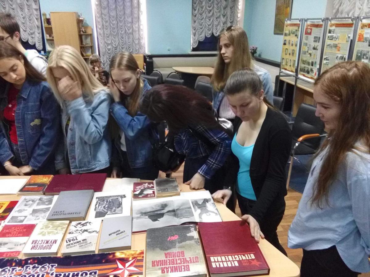 Кинолекторий «Обыкновенный фашизм», посвященный Великой Отечественной войне (1941 - 1945 гг.) Фото 8 Кинолекторий «Обыкновенный фашизм», посвященный Великой Отечественной войне (1941 - 1945 гг.) Фото 8