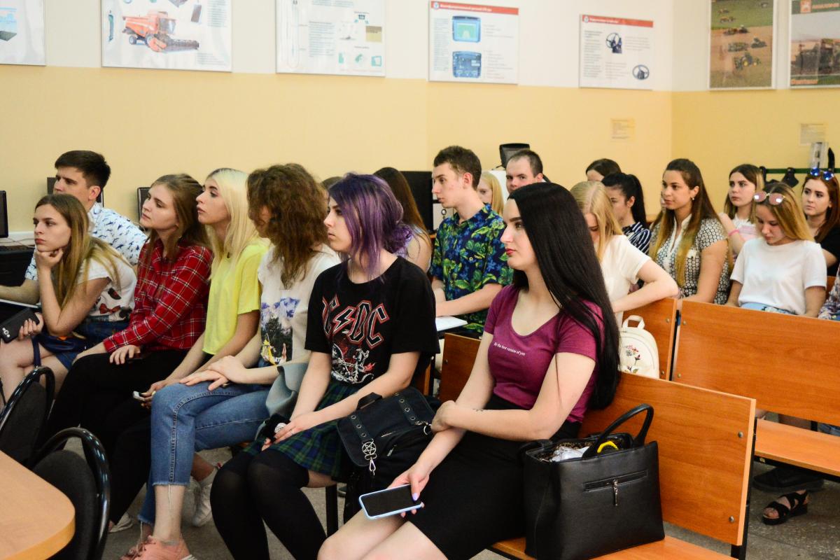 Организационное собрание Всероссийского конкурса "АгроНТИ" среди учащихся сельских учреждений Фото 5