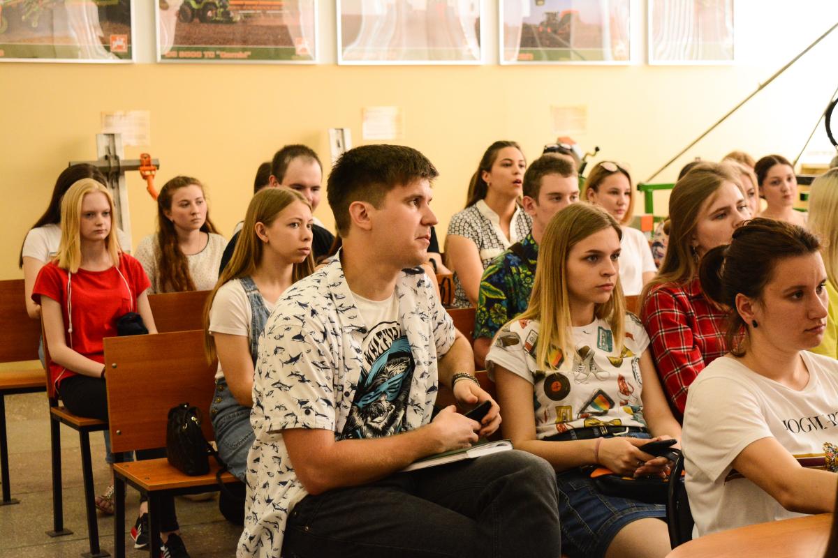 Организационное собрание Всероссийского конкурса "АгроНТИ" среди учащихся сельских учреждений Фото 6