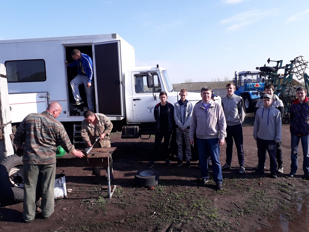 Производственная практика студентов 3-го курса направления подготовки «Агроинженерия» в УНПО «Поволжье» Фото 3