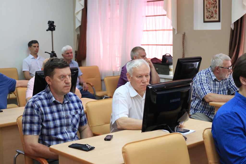Подведение итогов работы XXXII национального семинара "ПРОБЛЕМЫ ЭКОНОМИЧНОСТИ И ЭКСПЛУАТАЦИИ АВТОТРАКТОРНОЙ ТЕХНИКИ" Фото 16 Подведение итогов работы XXXII национального семинара "ПРОБЛЕМЫ ЭКОНОМИЧНОСТИ И ЭКСПЛУАТАЦИИ АВТОТРАКТОРНОЙ ТЕХНИКИ" Фото 16