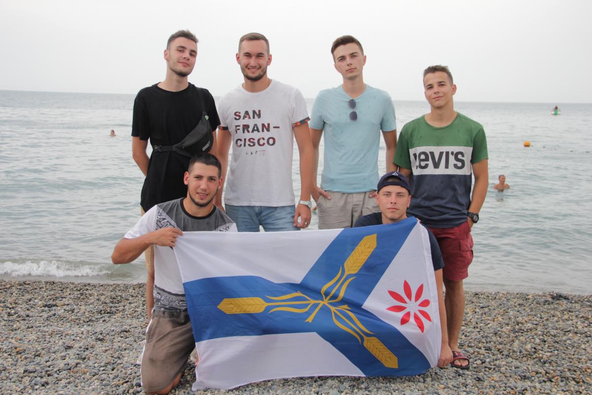 Лучшие студенты Саратовского ГАУ вернулись с черноморского побережья Фото 1