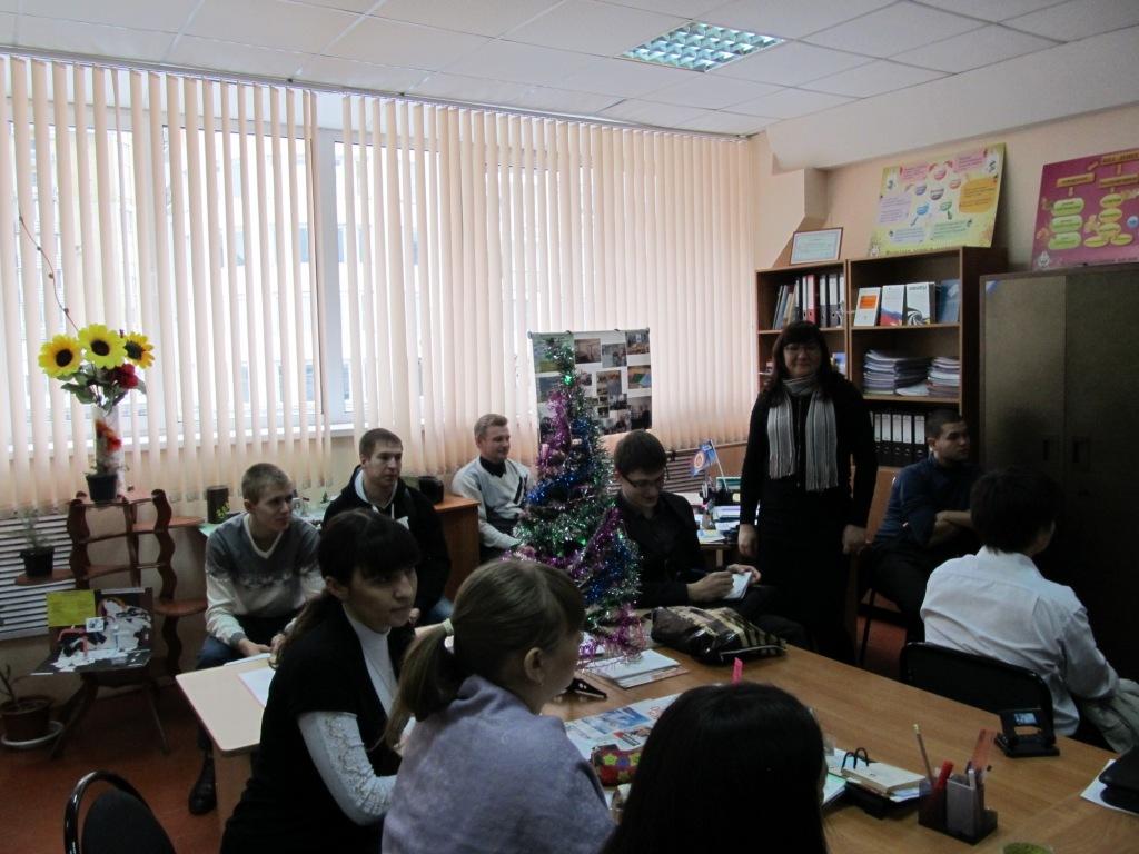 Заседание студенческого научного кружка "Современные финансы" Фото 12