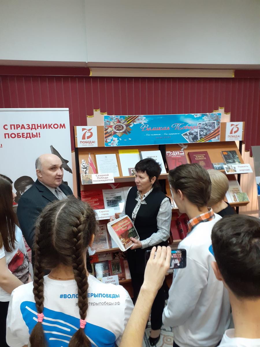 Волонтеры СГАУ приняли участие во всероссийской акции памяти «Блокадный хлеб» Фото 5