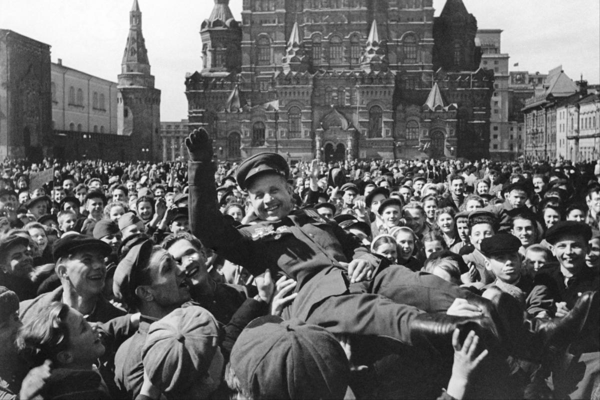 День в истории ВОВ: 9 мая 1945 г. Фото 1