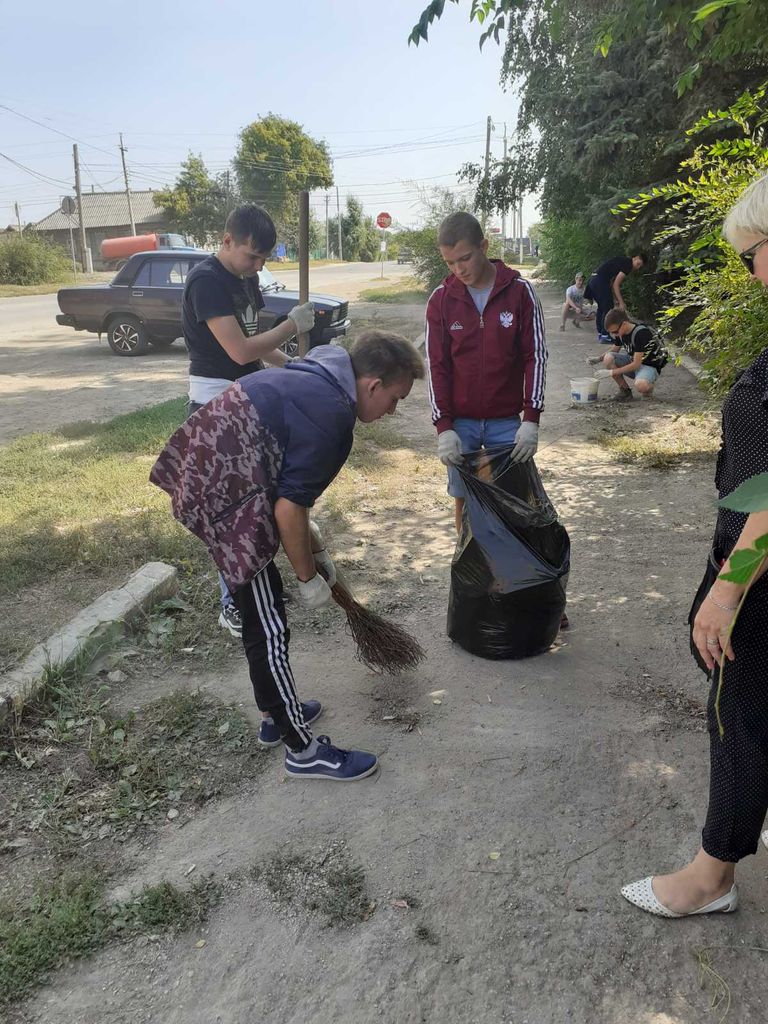 Общегородской субботник Фото 6