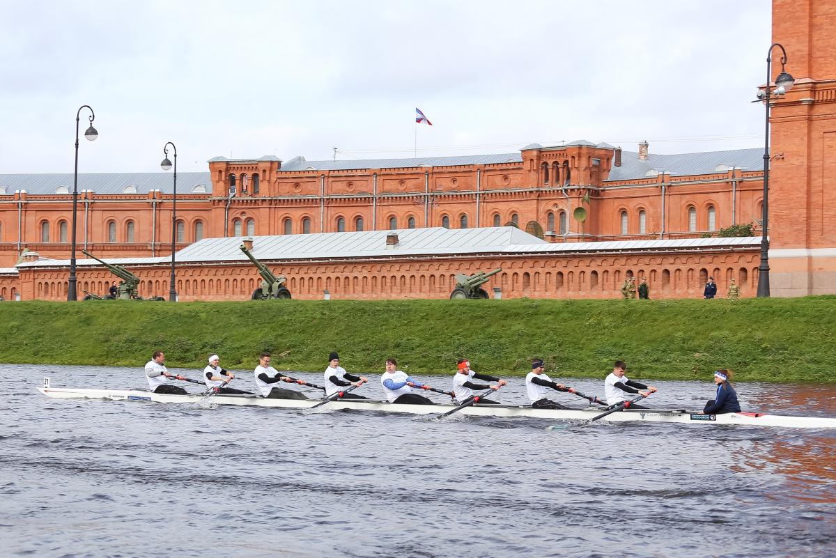 СГАУ принял участие в 1 этапе Студенческой гребной лиги Фото 1