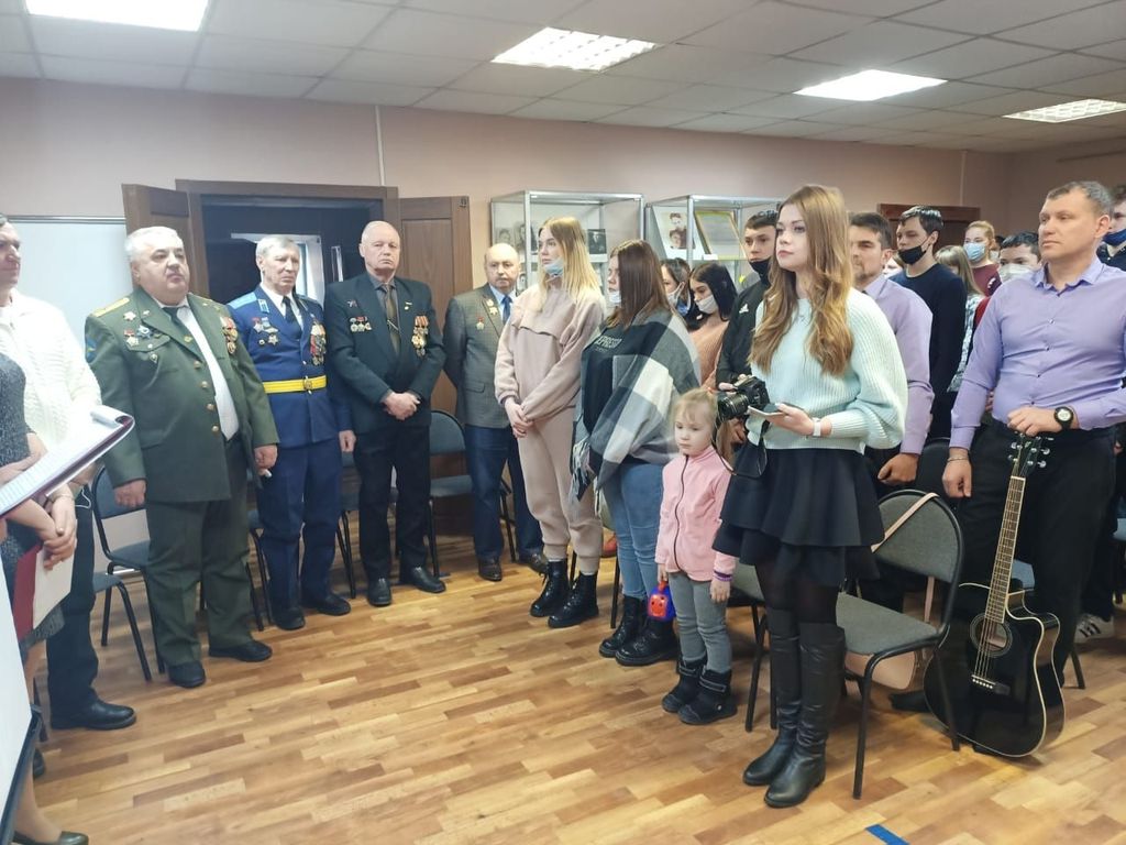 Экспозиционно-тематический вечер «Души, опаленные Афганистаном», посвященного 32-летию вывода советских войск из Афганистана Фото 5