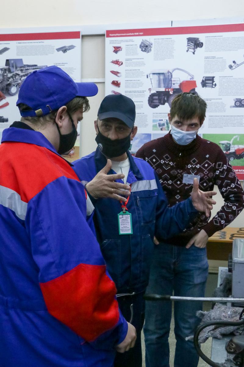 В СГАУ прошло открытие VI чемпионата WorldSkills Russia Фото 4