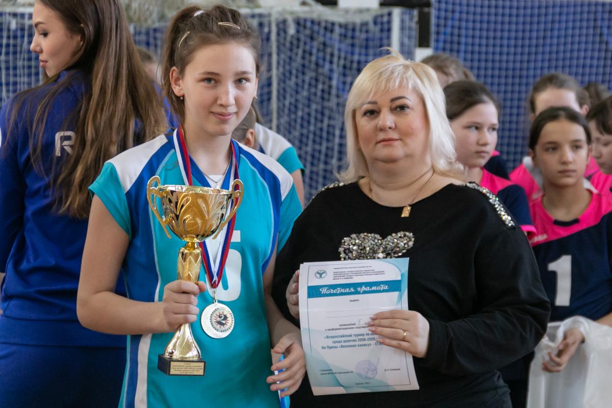 В СГАУ завершился Всероссийский турнир по волейболу Фото 11