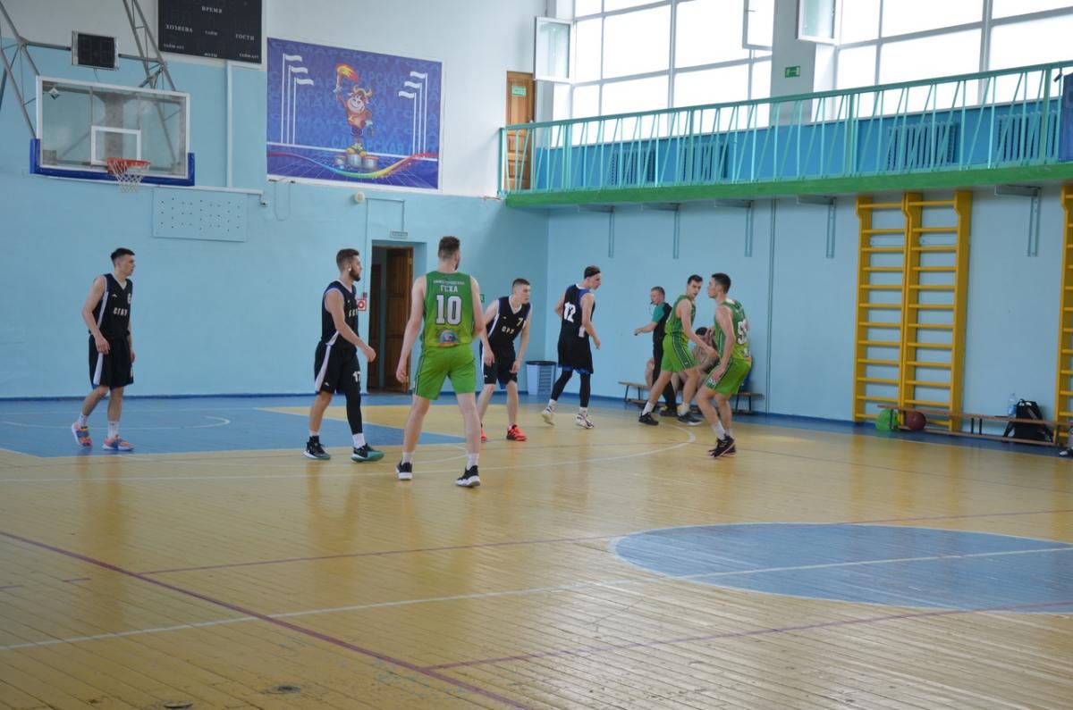 Саратовский ГАУ выиграл серебро на соревнованиях по баскетболу Фото 5