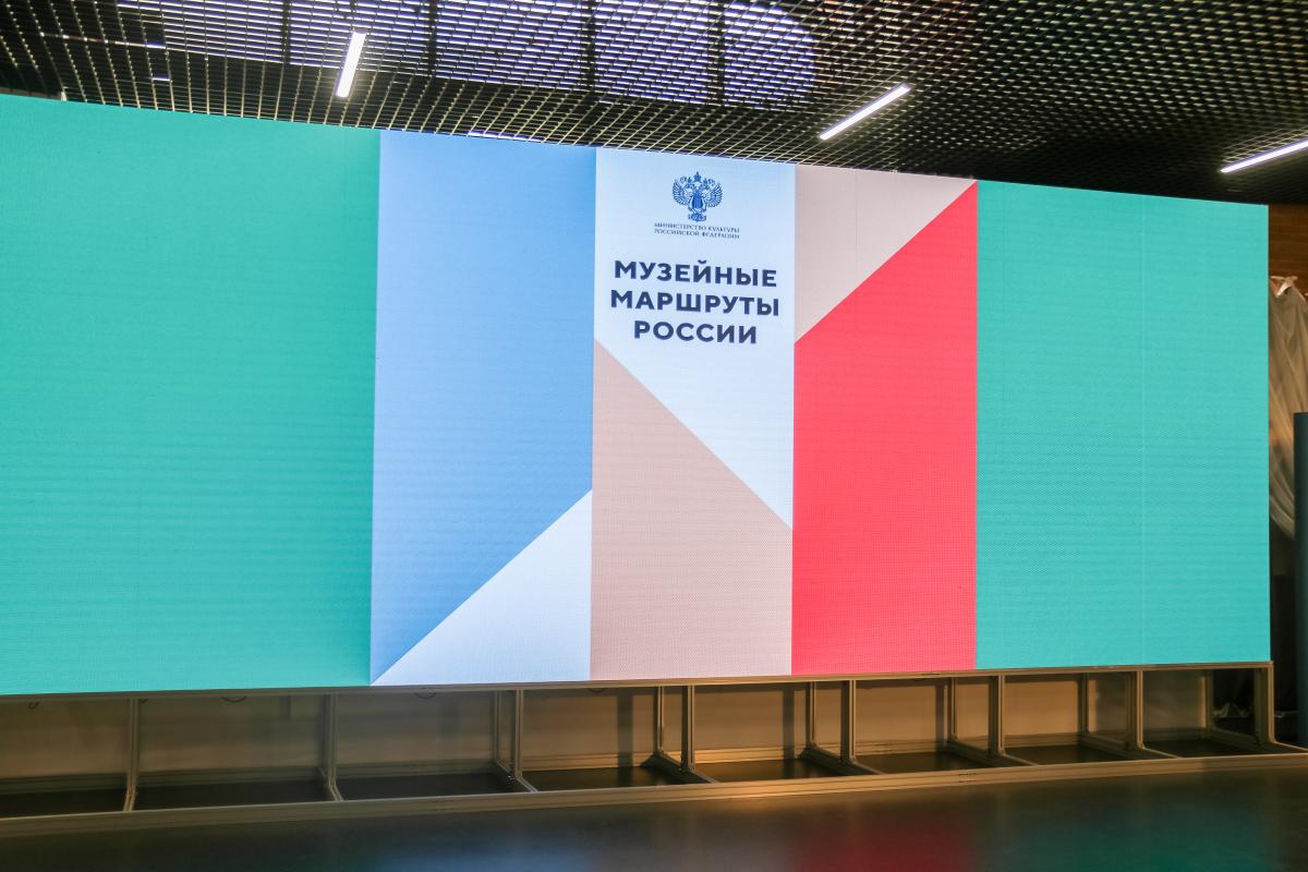СГАУ представил экспозицию на «Музейных маршрутах России» Фото 4