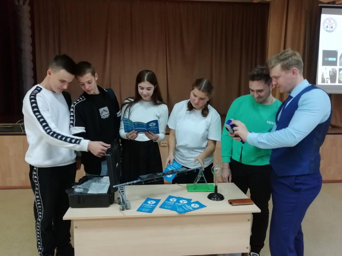 Открыты 5 агроклассов в школах Хвалынска Саратовской области Фото 1