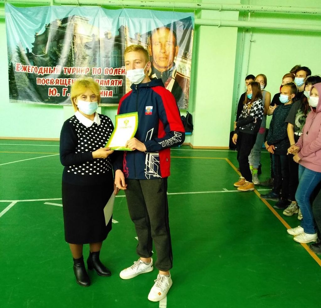 Соревнование по стрельбе из пневматической винтовки в электронном тире, посвященное памяти народного полководца, героя Гражданской войны В. И. Чапаева Фото 6