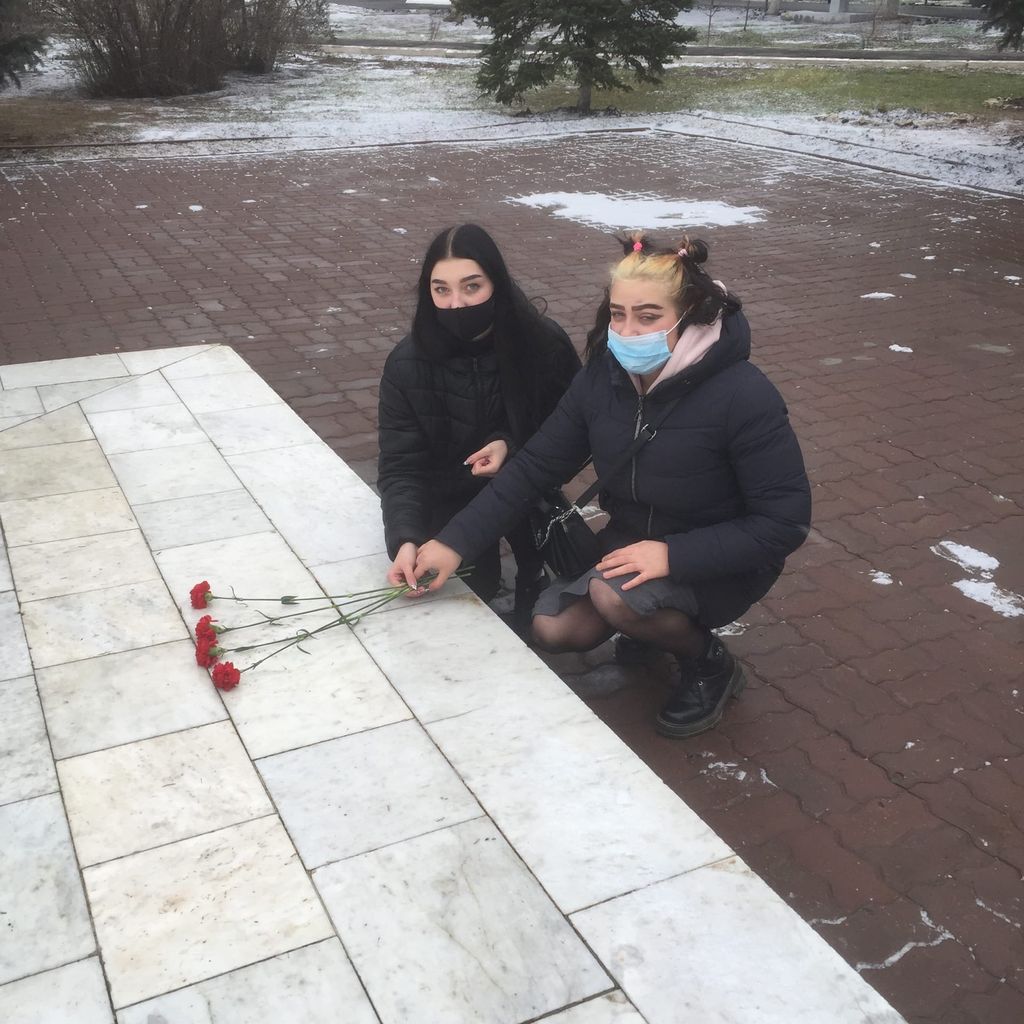 Час Отечества «Никто не забыт, и ничто не забыто», посвященный Дню памяти неизвестного солдата Фото 7